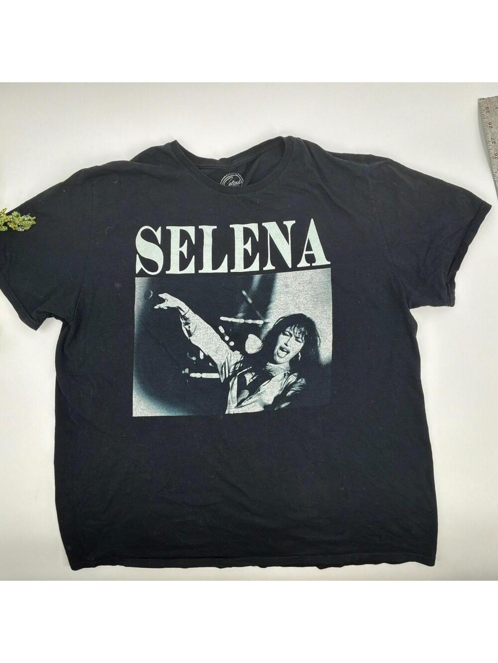 Selena Graphic Print Black Tee Shirt Women’s Size Xl 100% Cotton